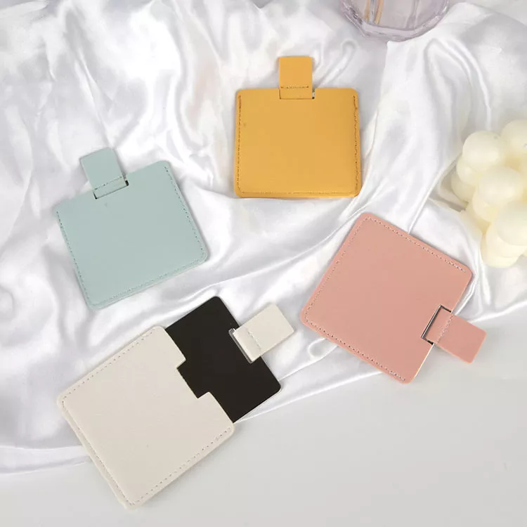 Cermin Poket Bersaiz Kad Kredit